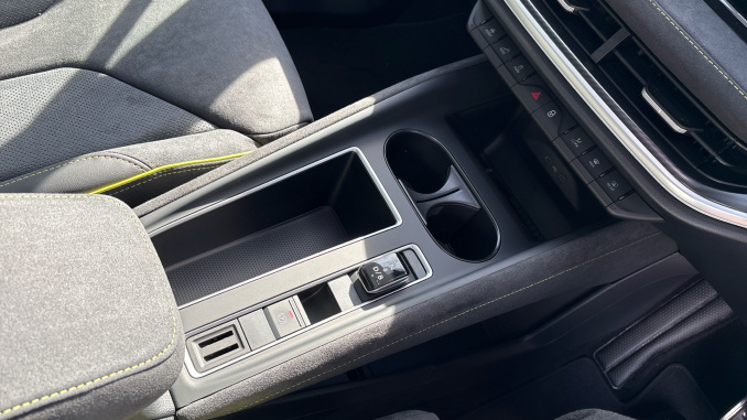 Skoda Enyaq 250kW vRS 84kWh 4x4 5dr Auto Electric  - Image 14